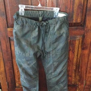 Rag & Bone Dark Green Camo Joggers XXS NEW